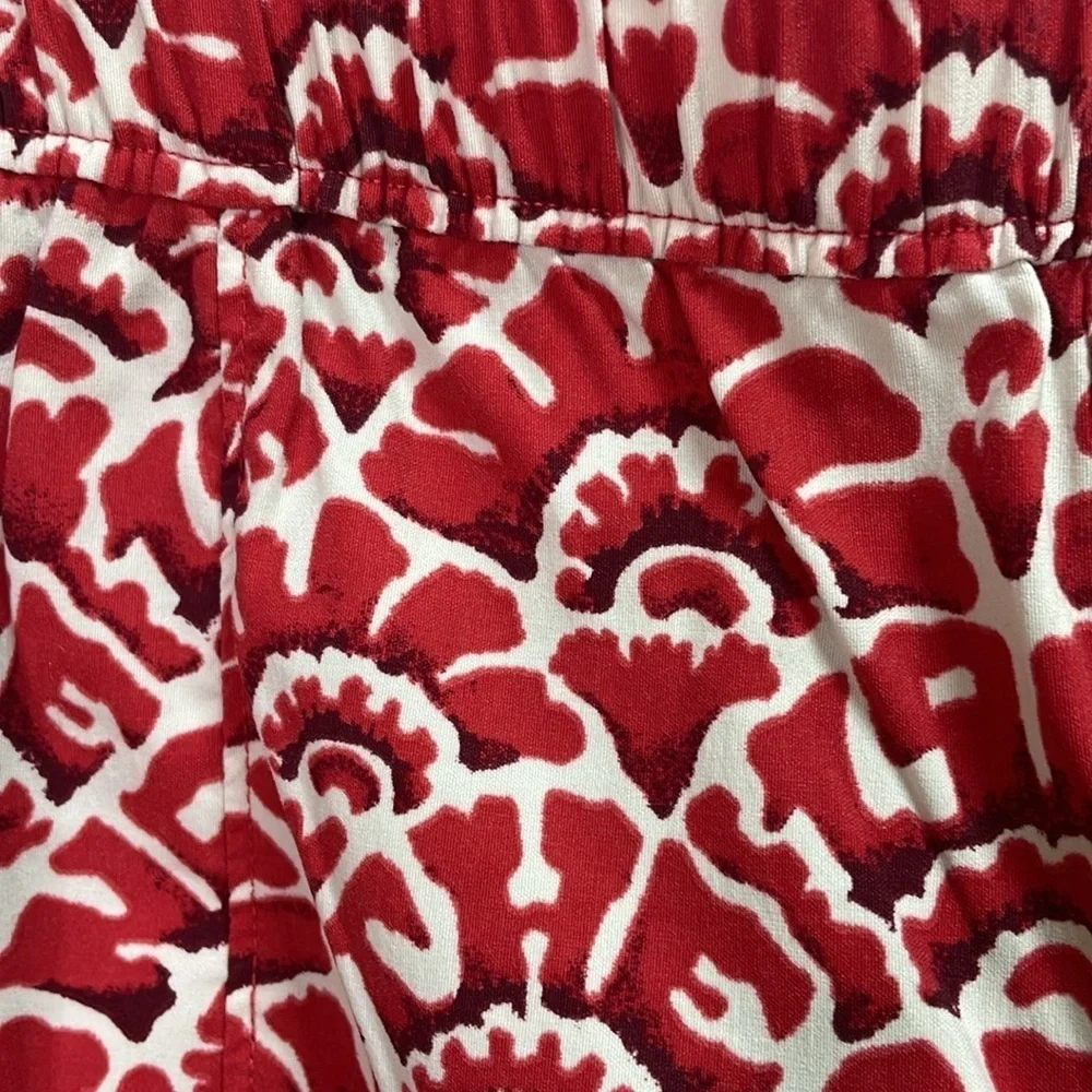🐄 north face, red and cream printed swim shorts